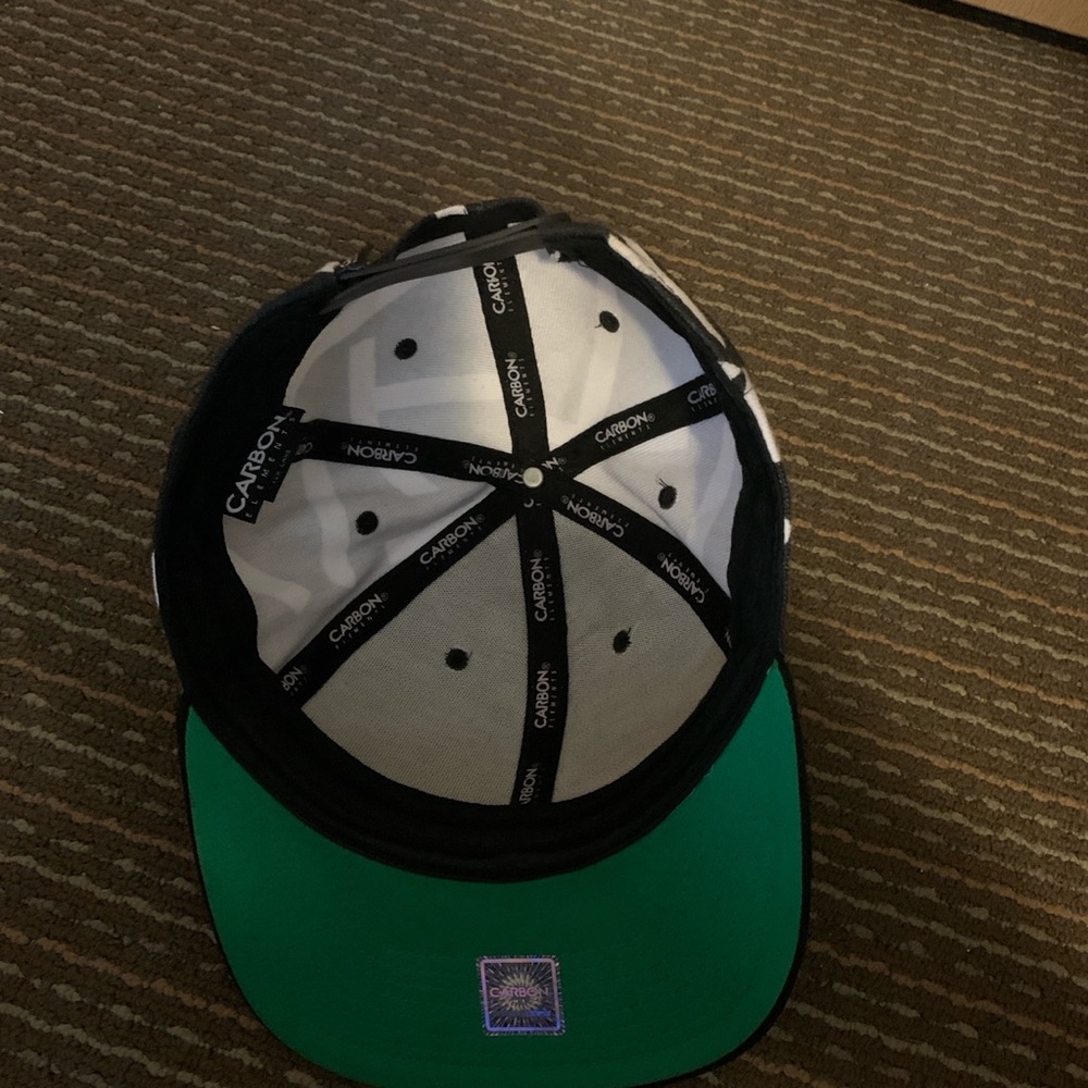 SnapBack - Picture 4 of 4